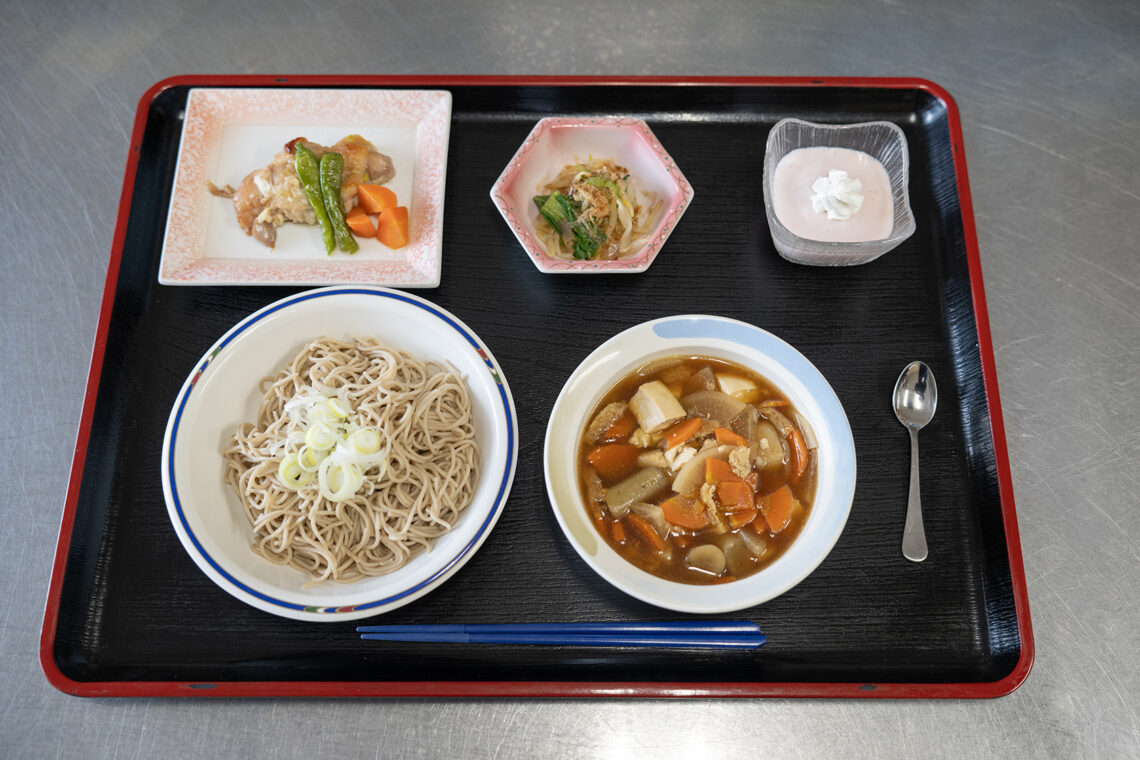 昼食